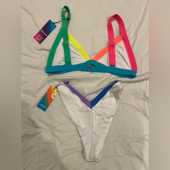 ONEONE SWIM Bikini Set - Picture 2 of 4